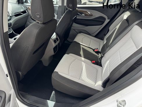 Used 2021 GMC Terrain SLE w/ Driver Convenience Package image 10