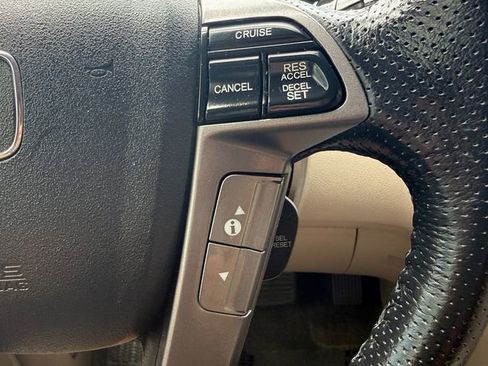 Used 2015 Honda Odyssey Touring image 31