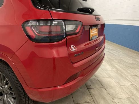 Certified 2024 Jeep Compass Limited w/ High Altitude Package image 33