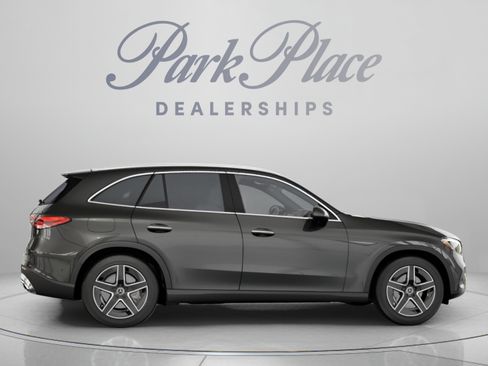 Used 2026 Mercedes-Benz GLC 300 image 25