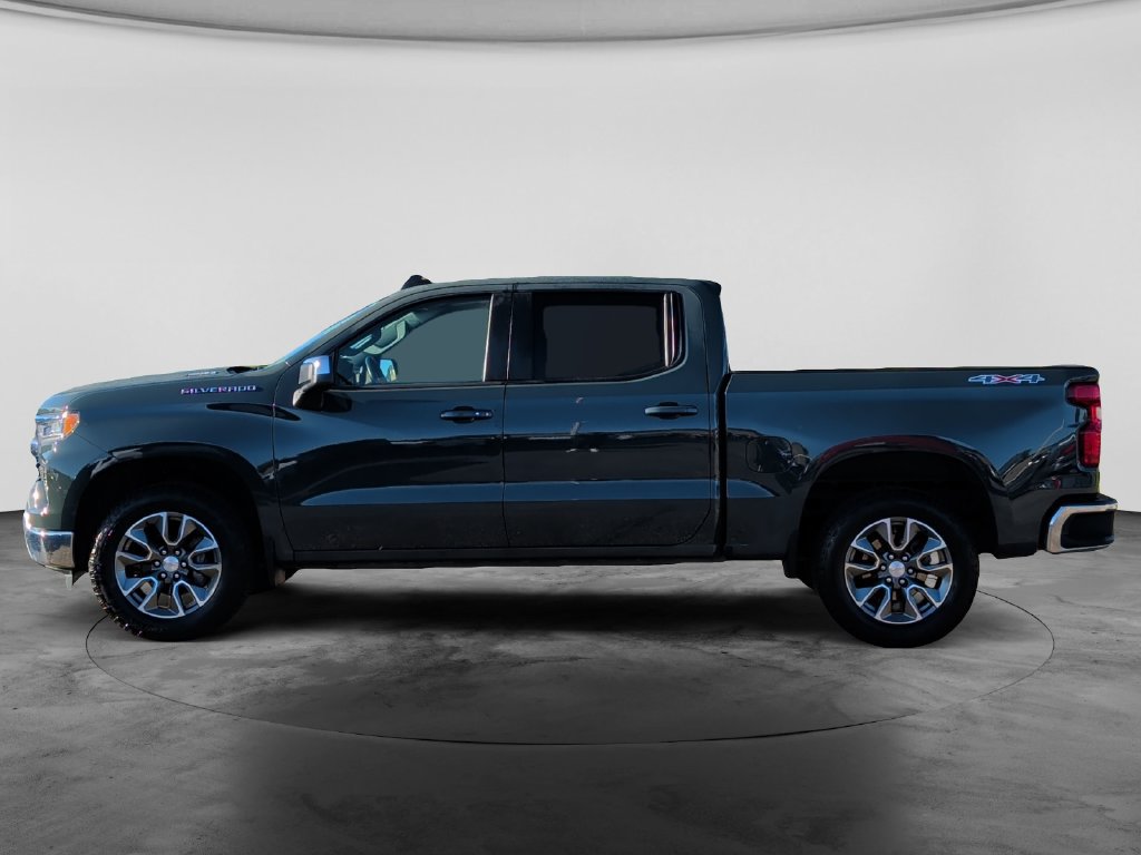 Used 2025 Chevrolet Silverado 1500 LT AWD/4WD image 4