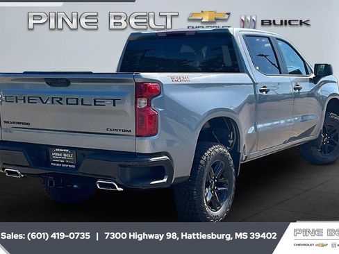 New 2026 Chevrolet Silverado 1500 Custom Trail Boss w/ LPO, Dark Essentials Package AWD/4WD image 12