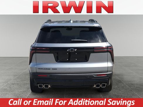 New 2026 Chevrolet Traverse LT w/ Enhanced Driving Package image 4