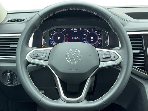Used 2023 Volkswagen Atlas SEL image 19