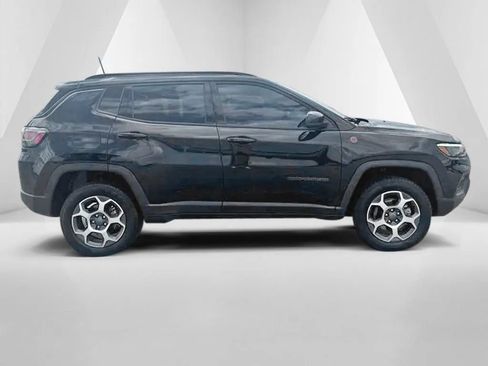 Used 2022 Jeep Compass Trailhawk w/ Trailhawk Elite Group AWD/4WD image 8