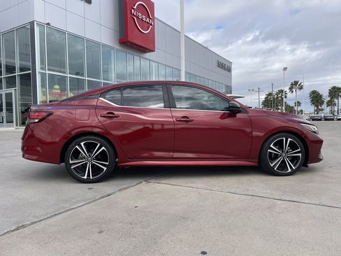 Certified 2023 Nissan Sentra SR w/ SR Premium Package image 2