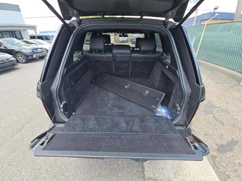 Used 2016 Land Rover Range Rover HSE AWD/4WD image 12