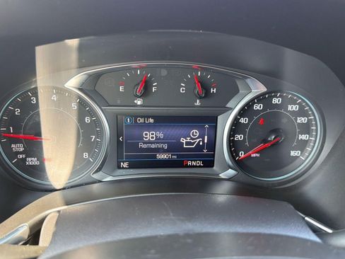 Used 2024 Chevrolet Equinox LT FWD image 17