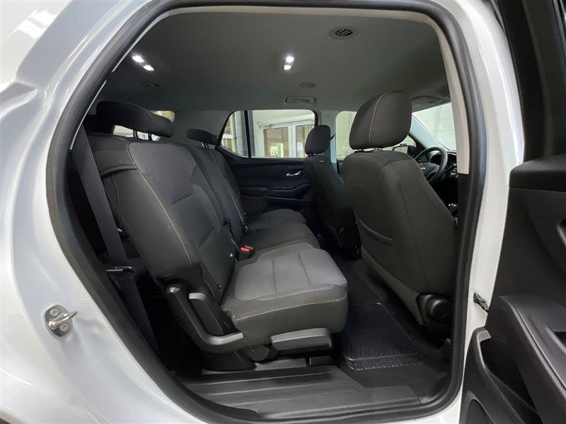 Used 2018 Chevrolet Traverse LS AWD/4WD image 27