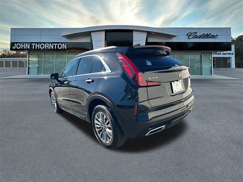 Certified 2025 Cadillac XT4 Premium Luxury image 7