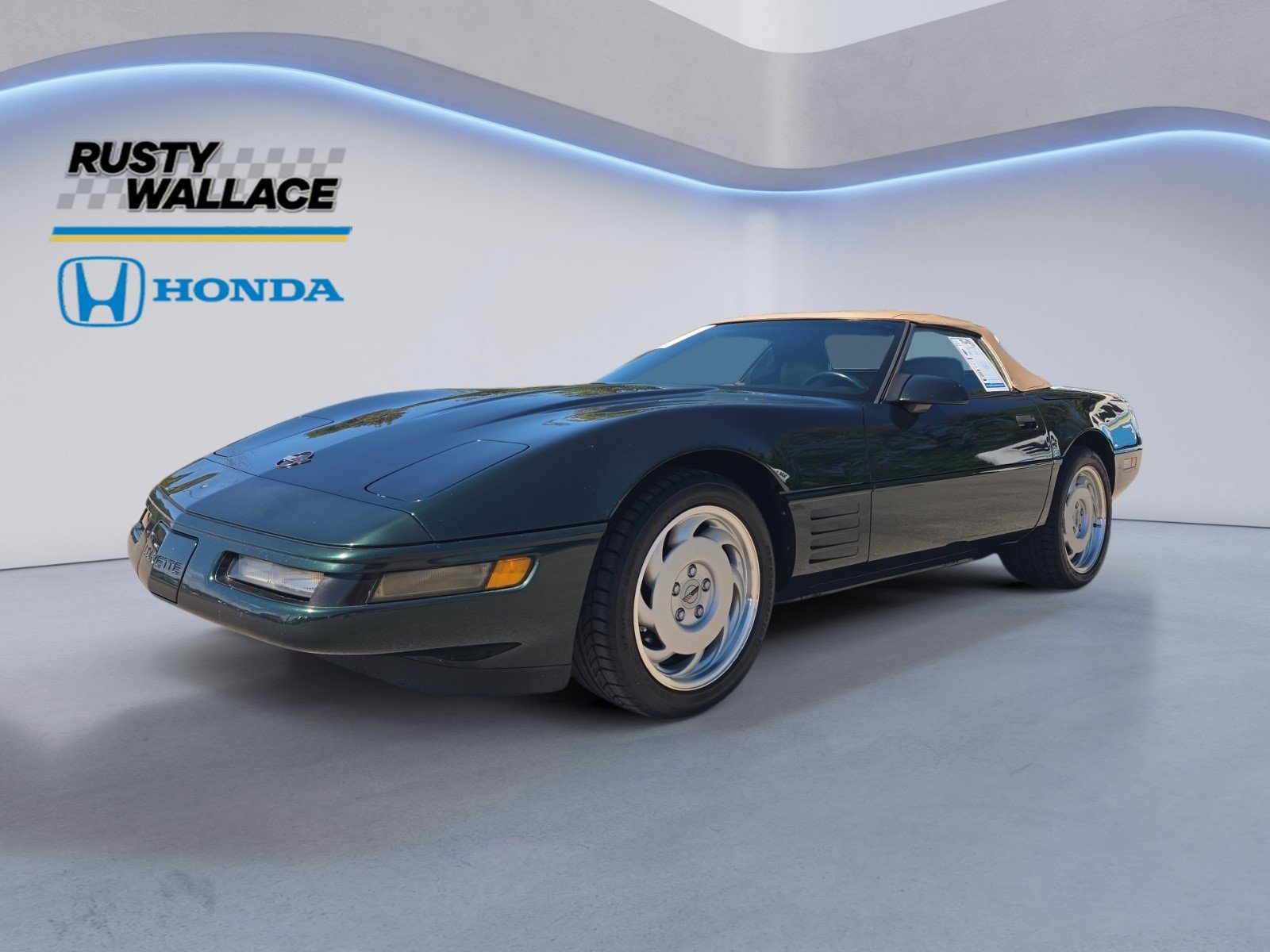 Used 1991 Chevrolet Corvette Convertible RWD image 1