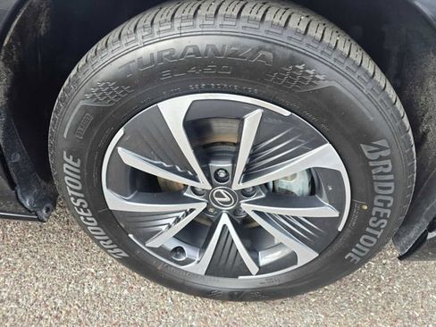 Certified 2023 Lexus RZ 450e Premium image 9