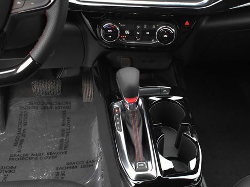 New 2026 Chevrolet Trax RS w/ Sunroof Package image 16