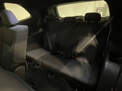 Used 2025 GMC Acadia Elevation image 20