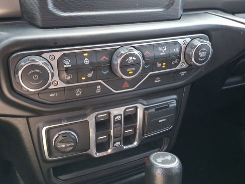 Used 2021 Jeep Wrangler Unlimited Sport image 15