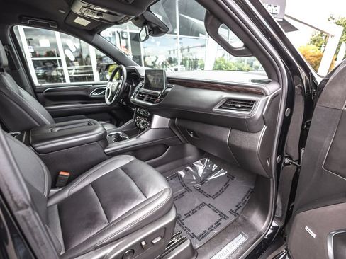 Used 2024 Chevrolet Suburban LT AWD/4WD image 26