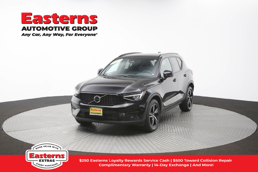 Used 2024 Volvo XC40 B5 Core AWD/4WD image 56