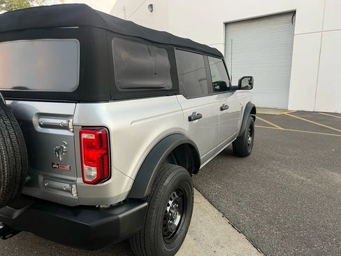 Used 2021 Ford Bronco 4-Door image 9