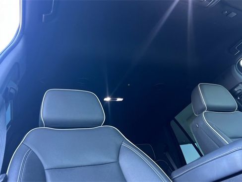 Used 2023 Chevrolet Tahoe Premier image 21