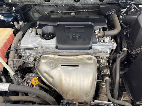Certified 2018 Toyota RAV4 LE w/ All Weather Liner Package FWD image 32