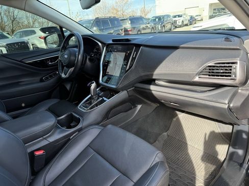 Used 2022 Subaru Outback Limited image 37