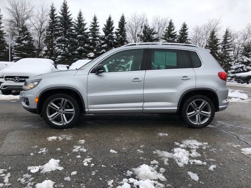 Used 2017 Volkswagen Tiguan Sport image 7