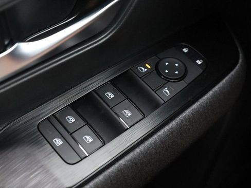 New 2026 Nissan Kicks SV image 18