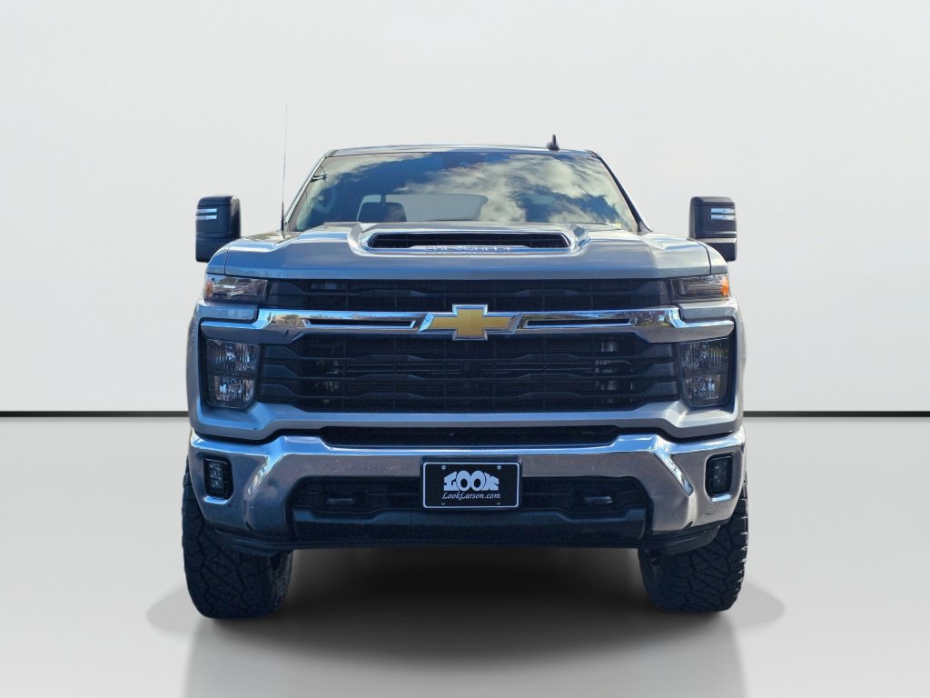 Used 2025 Chevrolet Silverado 2500 LT w/ Convenience Package AWD/4WD image 8