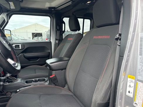 Used 2018 Jeep Wrangler Unlimited Rubicon w/ Steel Bumper Group AWD/4WD image 19