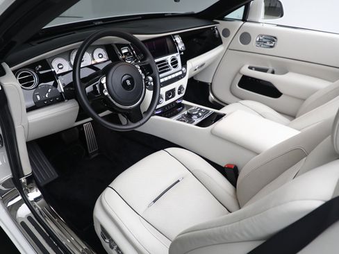Certified 2018 Rolls-Royce Dawn image 29