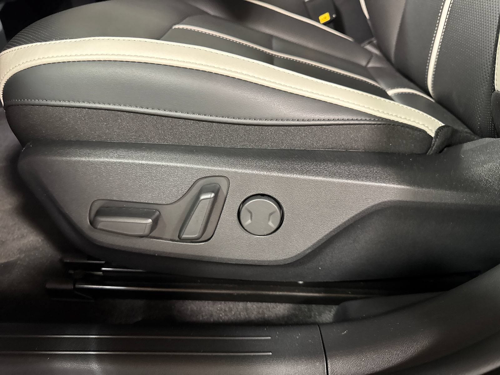 New 2026 Kia EV6 GT-Line AWD/4WD image 13
