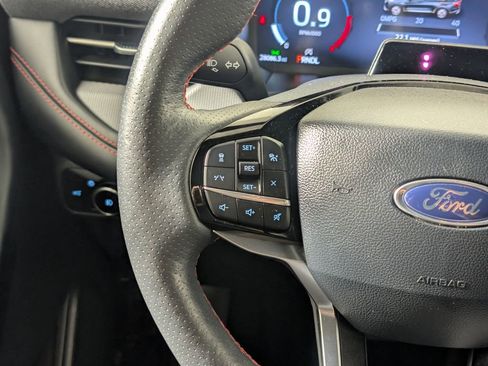 Certified 2025 Ford Explorer ST-Line image 19