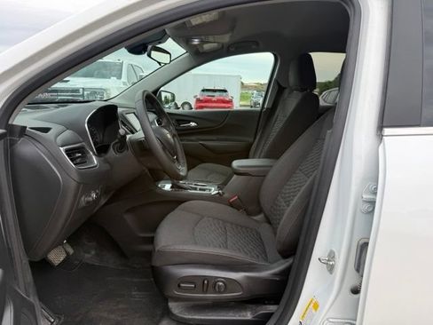 Used 2021 Chevrolet Equinox LT AWD/4WD image 10