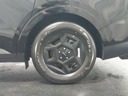 New 2026 Kia Carnival LXS image 35