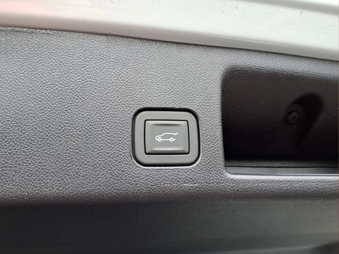 New 2026 Chevrolet Equinox EV LT FWD image 35