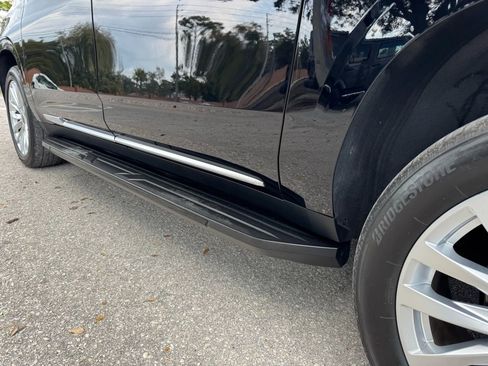 Used 2022 Cadillac Escalade ESV Luxury image 28