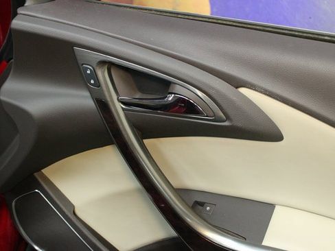 Used 2017 Buick Verano Convenience image 9