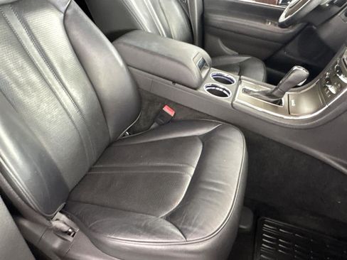 Used 2014 Lincoln MKX w/ Equipment Group 102A image 16