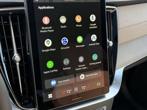 New 2026 Volvo XC90 B6 Plus w/ Protection Package Premier image 23