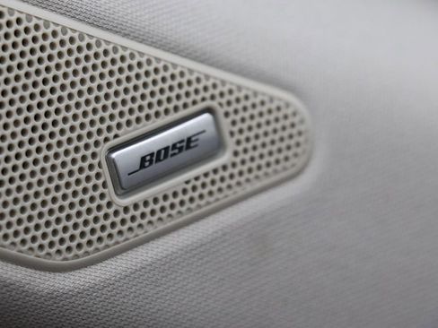 Used 2023 Nissan Rogue SL w/ SL Premium Package image 28