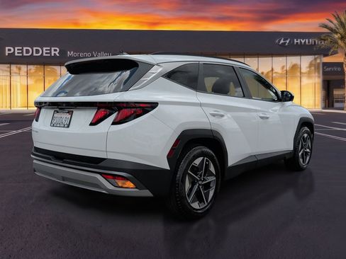 Certified 2025 Hyundai Tucson SEL FWD image 4