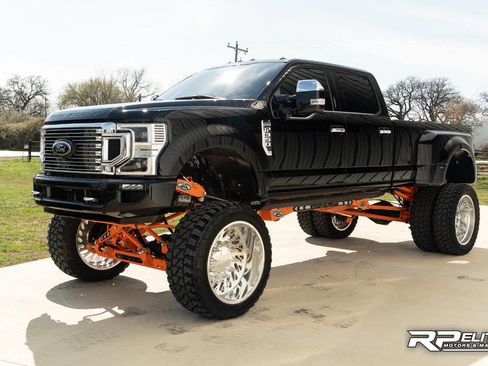 Used 2022 Ford F350 Platinum image 5