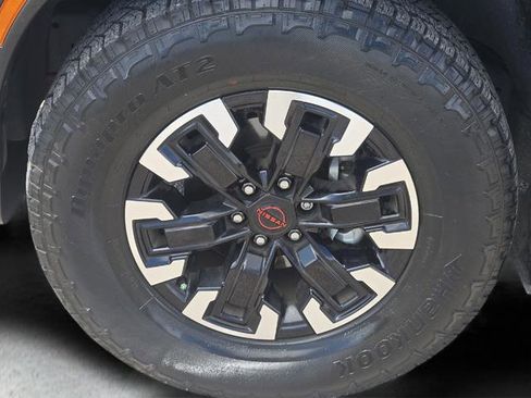 Used 2024 Nissan Frontier Pro-X image 8
