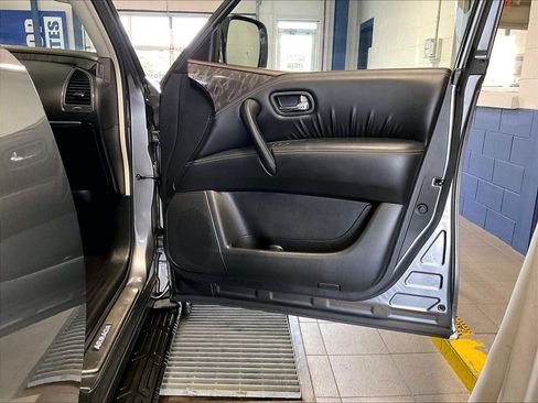 Certified 2023 Nissan Armada Platinum w/ Cargo Package AWD/4WD image 12