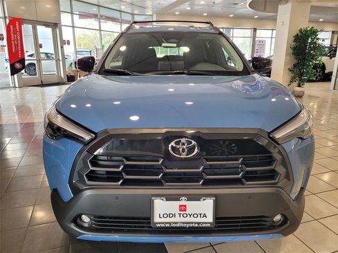 New 2026 Toyota Corolla Cross XLE image 2