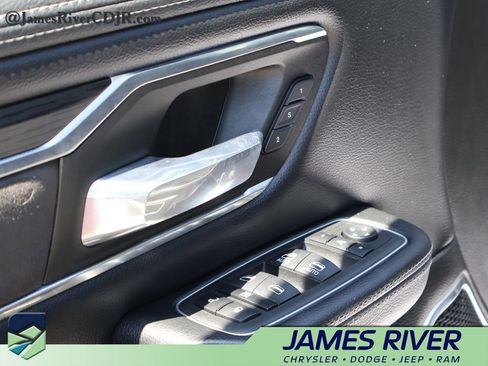 Used 2024 RAM 1500 Laramie AWD/4WD image 21