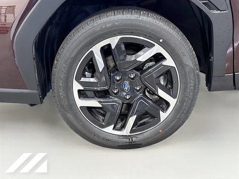 Used 2026 Subaru Forester Limited AWD/4WD image 32