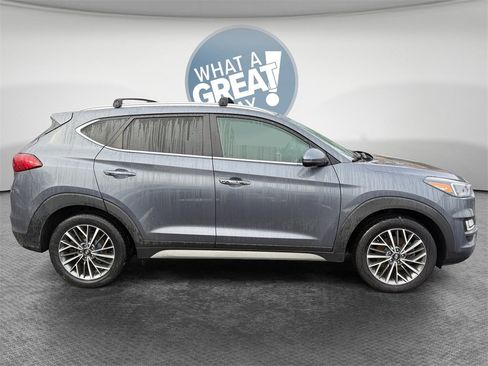 Used 2021 Hyundai Tucson Limited image 2