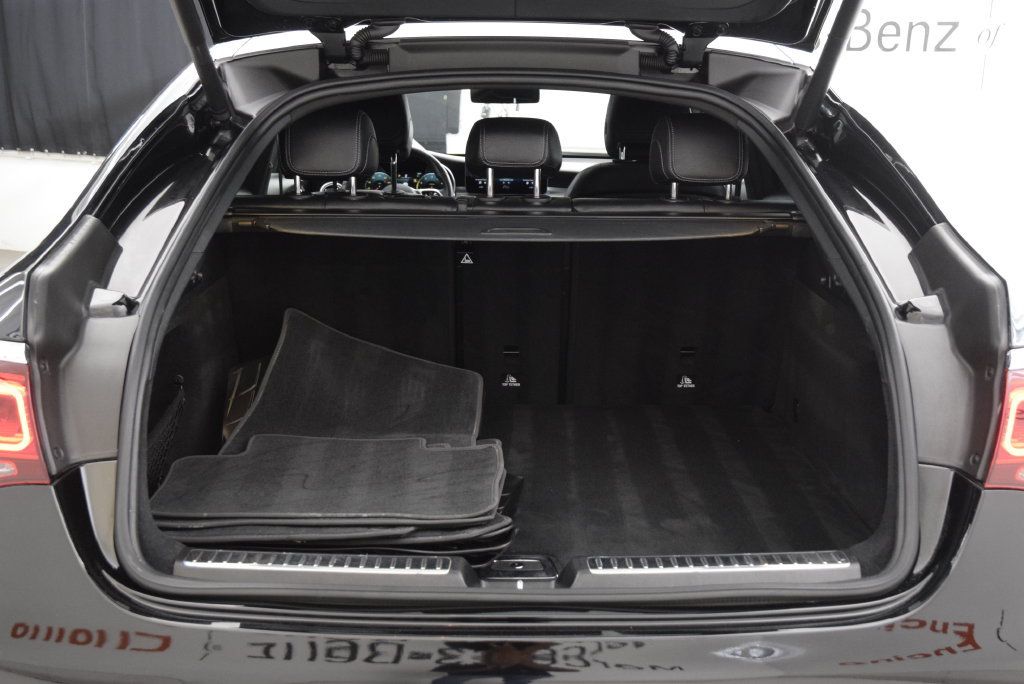 Used 2021 Mercedes-Benz GLC 300 4MATIC Coupe image 29