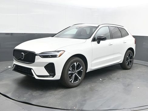 New 2026 Volvo XC60 B5 Core image 1